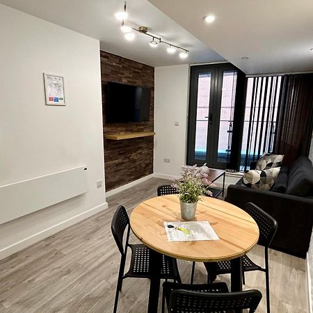 One Bed Apartment - City Centre Manchester Exterior photo